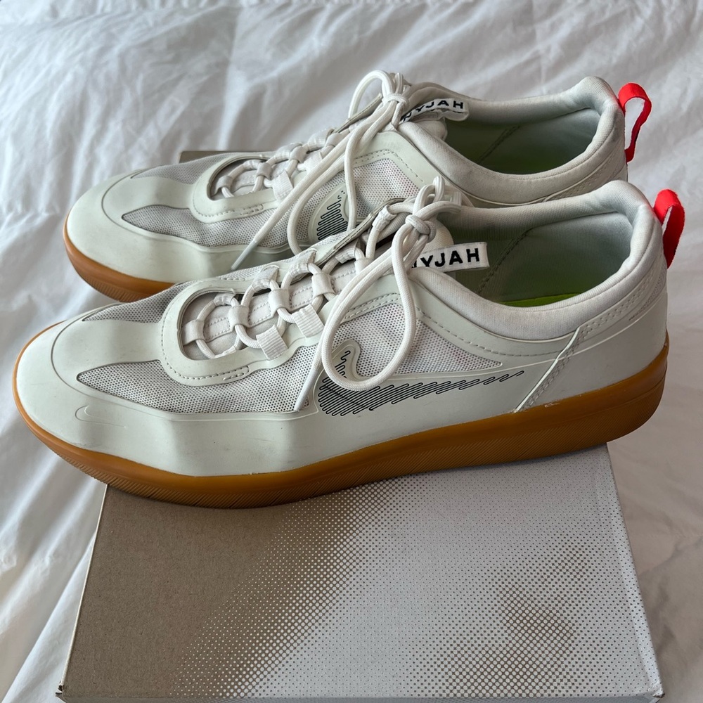 Nike White and Red Athletic Shoes
